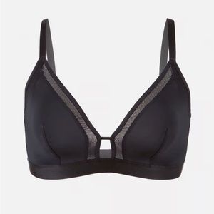 Lively - The Busty bralette
